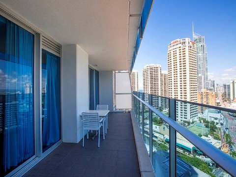 Gold Coast Private Apartments - H Residences, Surfers Paradise - Sunshine Coast Tourism 39