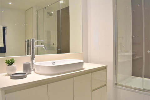 Gold Coast Private Apartments - H Residences, Surfers Paradise - Sunshine Coast Tourism 13