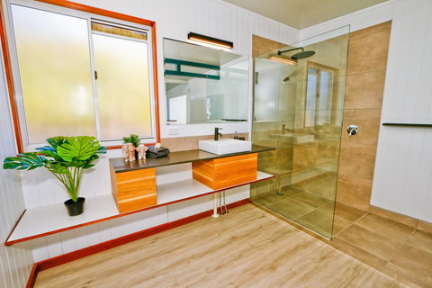 The Summit 1770 - Sunshine Coast Tourism 0