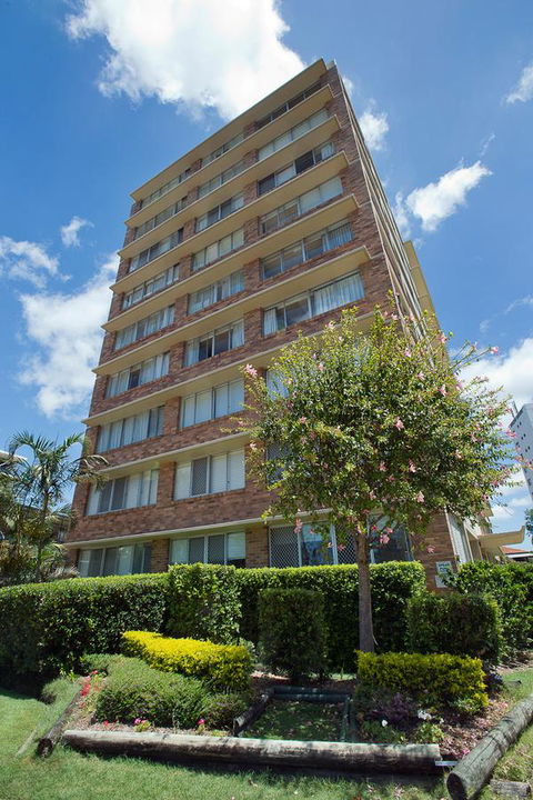 Oceania On Burleigh Beach - Holiday Sunshine Coast 38