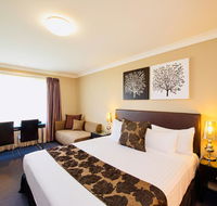 Best Western Plus Ambassador On Ruthven Motor Inn - Holiday Sunshine Coast