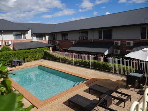 Ambassador On Ruthven - Holiday Sunshine Coast 26