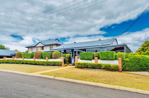 Ambassador On Ruthven - Holiday Sunshine Coast 6