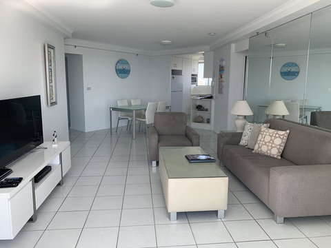 Ocean Plaza Resort - Holiday Sunshine Coast 7