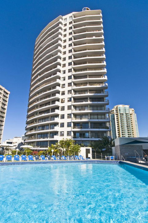 Surfers International Apartments - Sunshine Coast Tourism 0