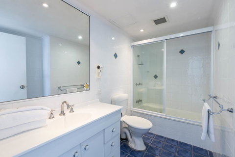 South Pacific Plaza - Official - Sunshine Coast Tourism 21
