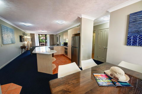 Turtle Beach Resort - Holiday Sunshine Coast 28