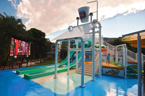 Turtle Beach Resort - Holiday Sunshine Coast 4