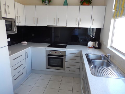 Golden Gate Resort - Sunshine Coast Tourism 12