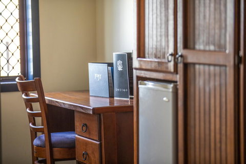 Nightcap At Atherton Hotel - Holiday Sunshine Coast 19