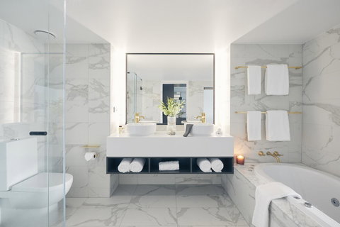 Daydream Island Resort - Holiday Sunshine Coast 1