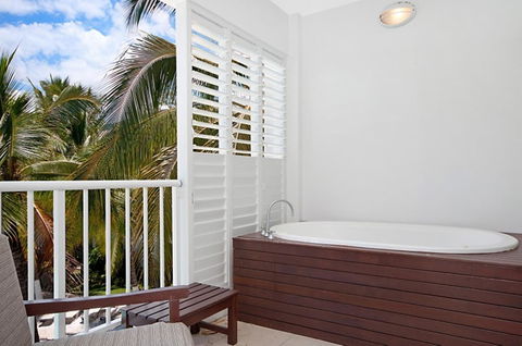 5231 BEACH CLUB PENTHOUSE - Sunshine Coast Tourism 5