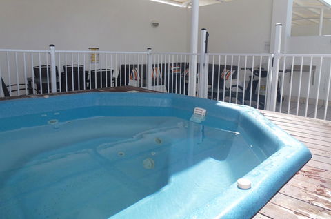 5231 BEACH CLUB PENTHOUSE - Sunshine Coast Tourism 13