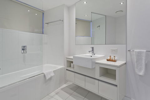 Mantra On The Quay - Sunshine Coast Tourism 7