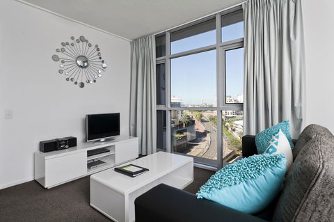 Mantra On The Quay - Sunshine Coast Tourism 6