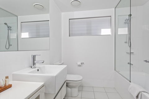 Mantra On The Quay - Sunshine Coast Tourism 16