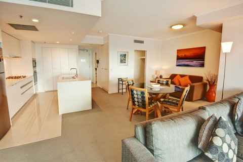 Reflection On The Sea - Holiday Sunshine Coast 16