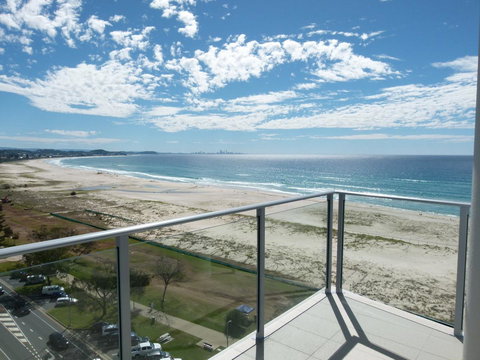 Pure Kirra - Sunshine Coast Tourism 0