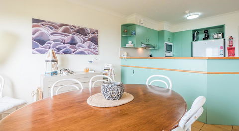 Currumbin Sands On The Beach - Holiday Sunshine Coast 18