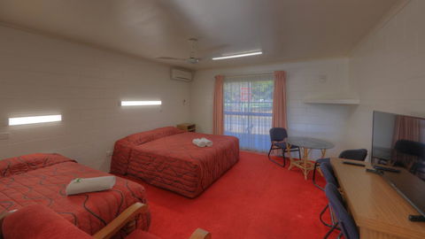The Park Motel - Sunshine Coast Tourism 30