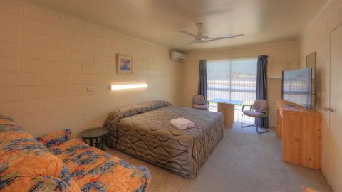 The Park Motel - Sunshine Coast Tourism 33