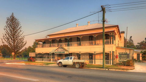 The Park Motel - Sunshine Coast Tourism 7