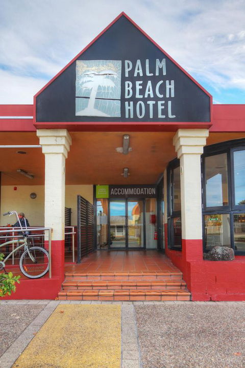 Palm Beach Hotel - Sunshine Coast Tourism 7