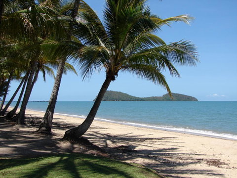 Palm Cove Beach Apartment - Sunshine Coast Tourism 25