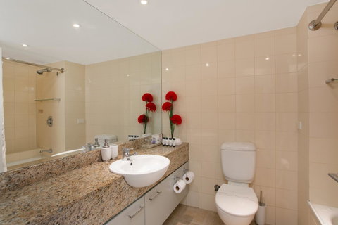 Palm Cove Beach Apartment - Sunshine Coast Tourism 17