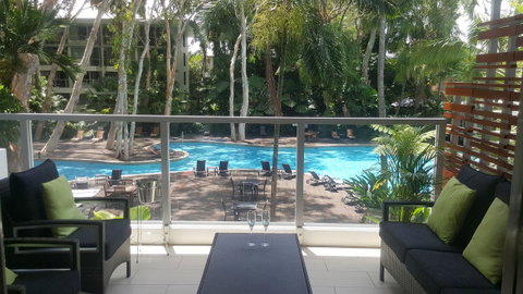 Palm Cove Beach Apartment - Sunshine Coast Tourism 3