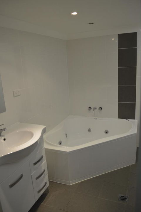 Kallangur Motel - Holiday Sunshine Coast 36