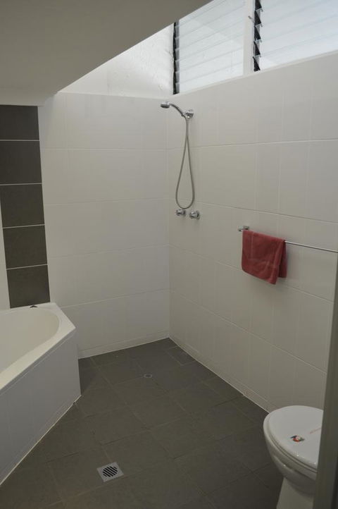 Kallangur Motel - Holiday Sunshine Coast 35