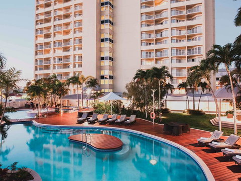 Pullman Cairns International - Sunshine Coast Tourism 1