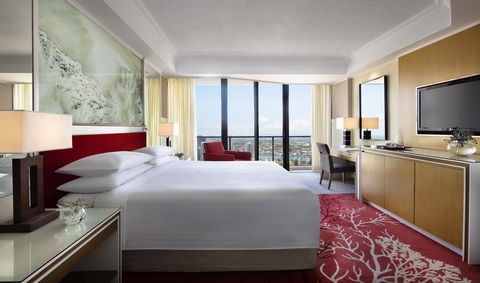 JW Marriott Gold Coast Resort & Spa - Holiday Sunshine Coast 8