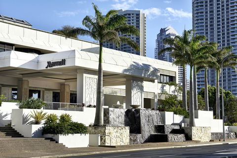 JW Marriott Gold Coast Resort & Spa - Holiday Sunshine Coast 2