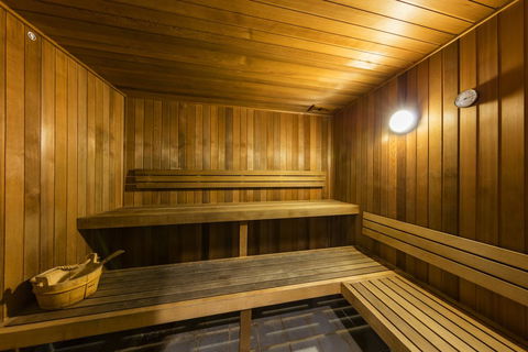 Oaks Brisbane Festival Suites - Sunshine Coast Tourism 14