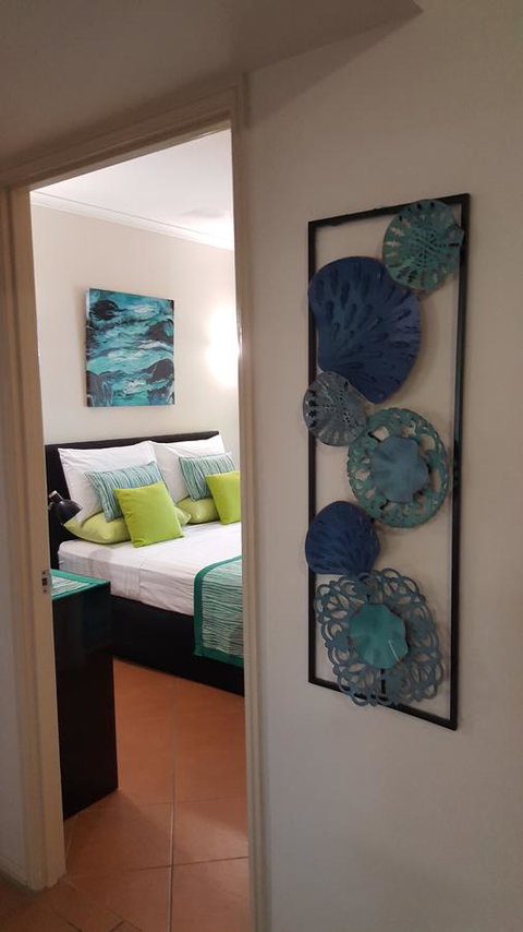 Jackies Holiday Apartment - Holiday Sunshine Coast 17