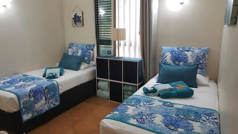 Jackies Holiday Apartment - Holiday Sunshine Coast 6