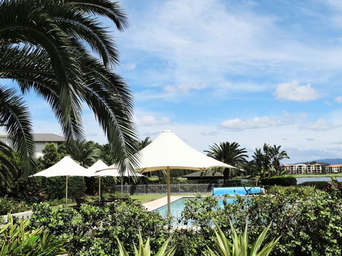 Waterfront Resort Villa With Buggy - Sunshine Coast Tourism 22
