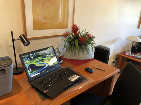 Waterfront Resort Villa With Buggy - Sunshine Coast Tourism 17