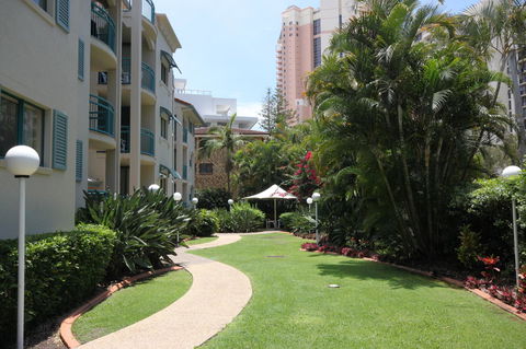 Aruba Beach Resort - Sunshine Coast Tourism 9
