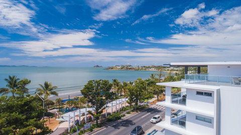 Echelon Apartments Yeppoon - Sunshine Coast Tourism 6