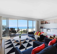 Sandbox Luxury Beach Front Apartments - Sunshine Coast Tourism