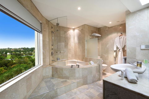 RACV Royal Pines Resort Gold Coast - Sunshine Coast Tourism 22