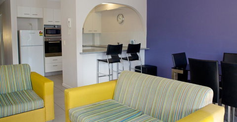 Grangewood Court Apartments - Holiday Sunshine Coast 17