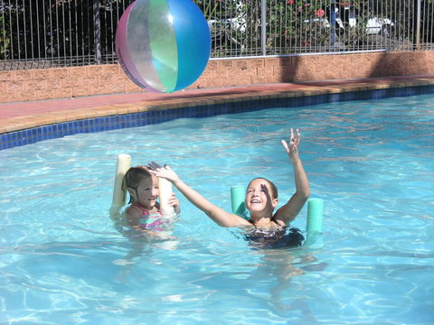 Grangewood Court Apartments - Holiday Sunshine Coast 5