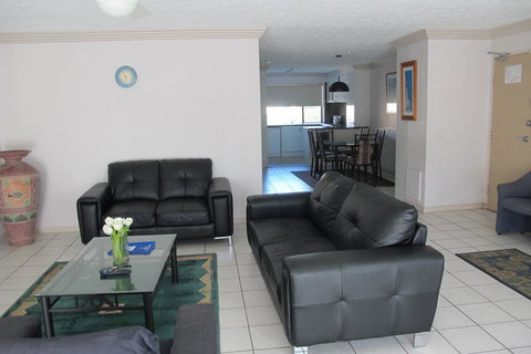 Grangewood Court Apartments - Holiday Sunshine Coast 22