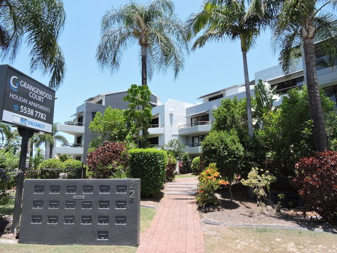 Grangewood Court Apartments - Holiday Sunshine Coast 8