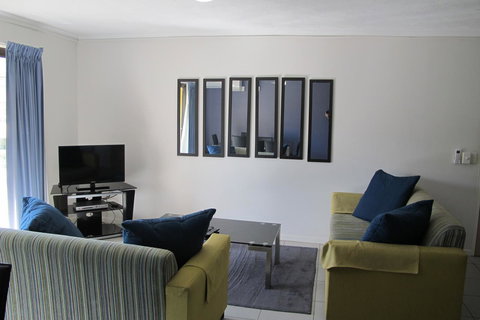 Grangewood Court Apartments - Holiday Sunshine Coast 19