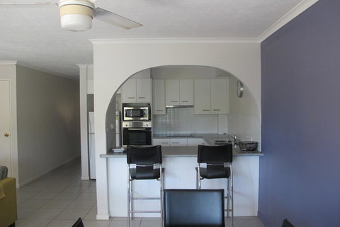 Grangewood Court Apartments - Holiday Sunshine Coast 18